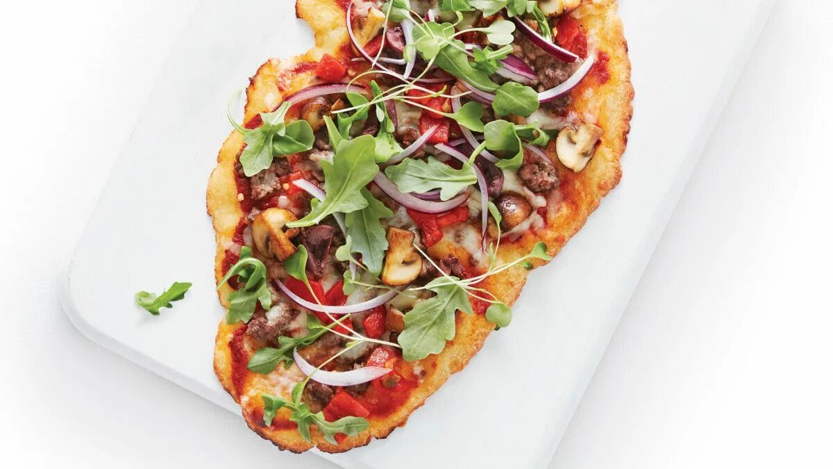 Салат с баклажанами и помидорами и кинзой. Фаршированные половинки перца. Салат с жареными баклажанами. Перец фаршированный самбери. Салат со стручковой фасолью и мясом.