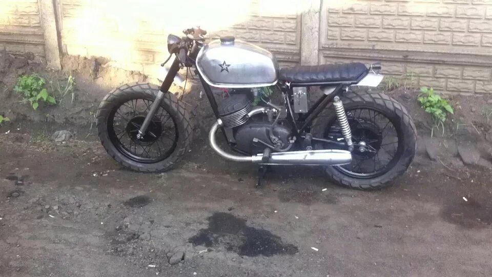 Модель иж юпитер 5. Трехколесный минитрактор иж планета. Трицикл иж планета 4. Трехколесный иж планета 5. Мотоцикл иж юпитер 5.