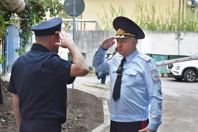 Отдел полиции микрорайона павшино. Генерал начальник полиции Краснодар. Адмирал полиции. Полицейские Сочи. Подполковник милиции.