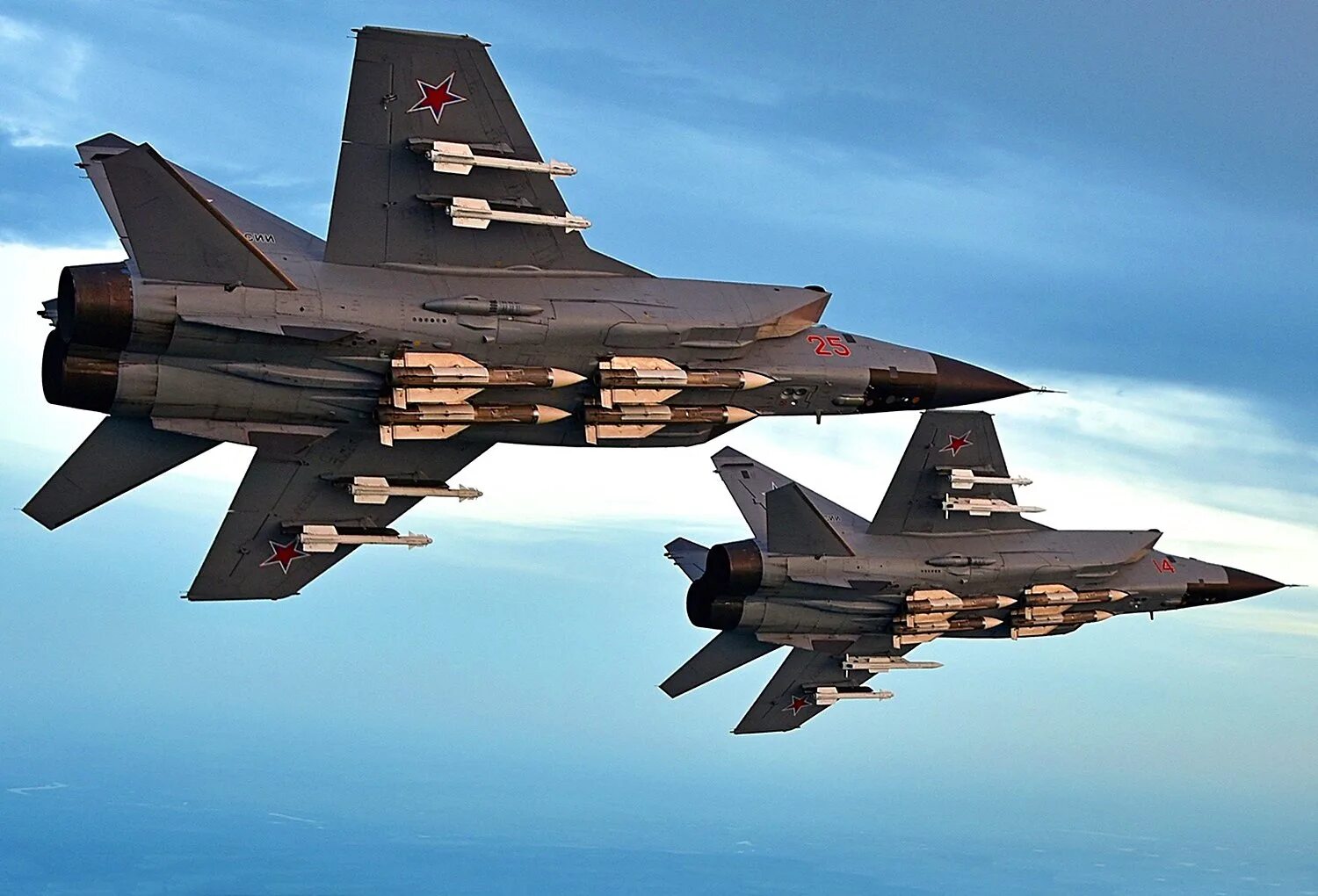 Какие истребители на вооружении