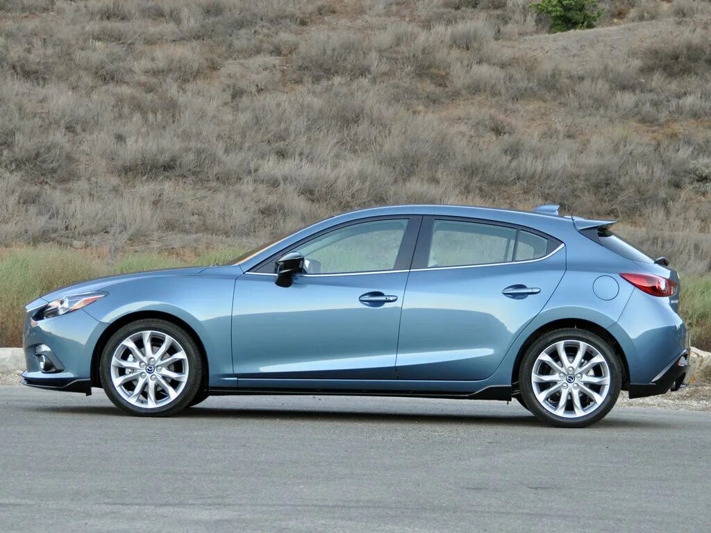 Mazda 3 2015. Мазда 3 хэтчбек 2021. Mazda 3 хэтчбек 2015. Mazda 3 2015 Hatchback. 3 июня 2015