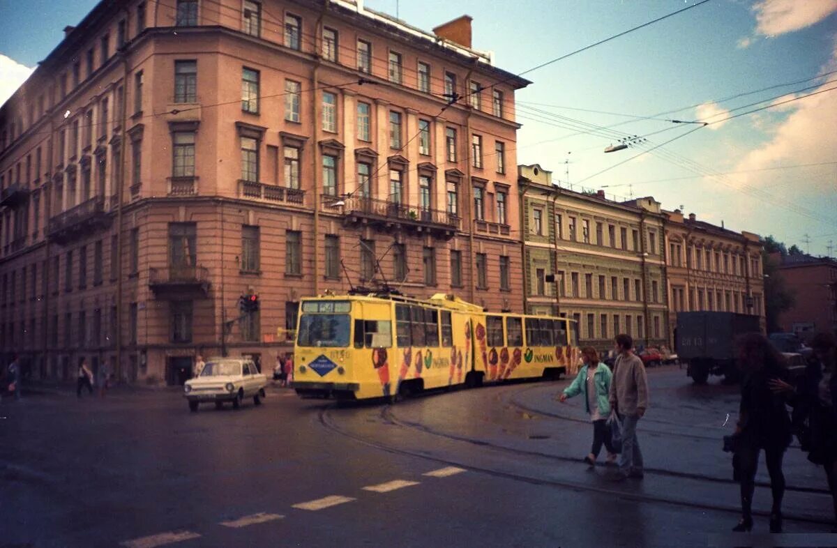 Спб нулевой. Улица Декабристов Санкт-Петербург. Трамвай на Литейном проспекте. Санкт-Петербург 1995 год.