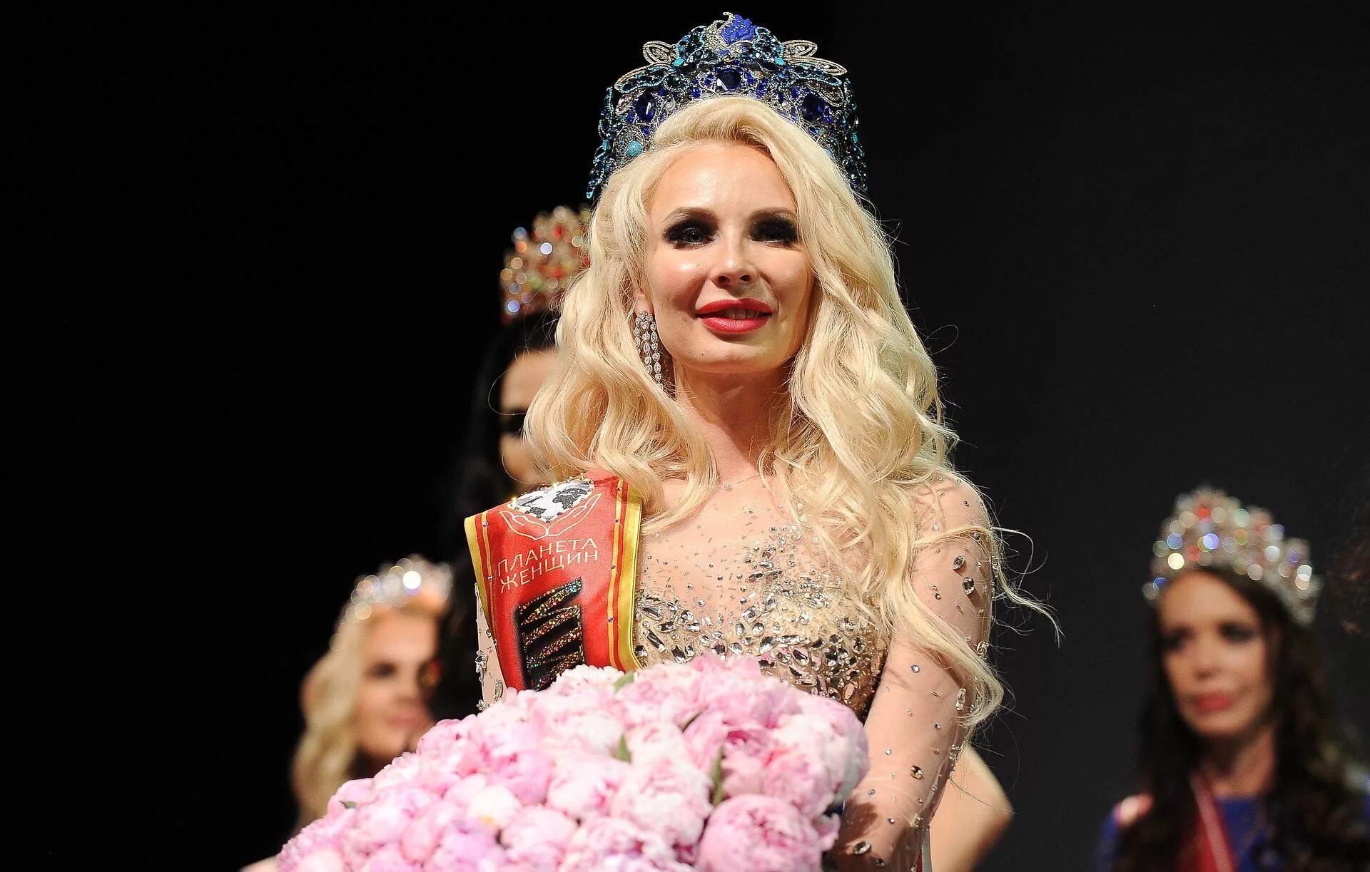 Miss lexis. Миссис Россия 2019 Нишанова.