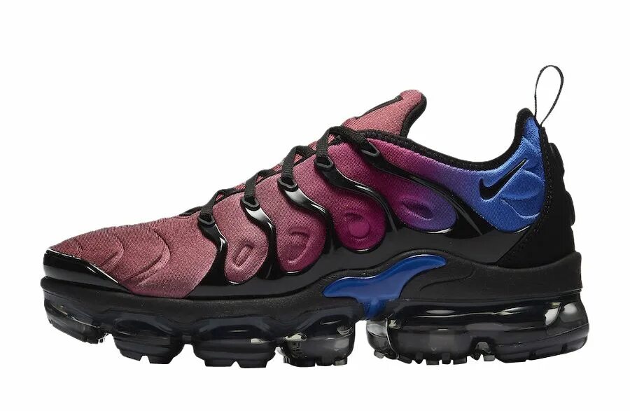 Кроссовки найк аир плюс. Nike Air VAPORMAX Plus. Nike Air Max VAPORMAX Plus. Nike Air VAPORMAX TN. Кроссовки Nike Air VAPORMAX Plus.