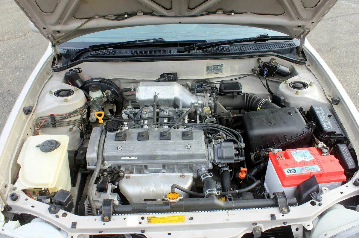 тойота королла двигатель 1. Toyota corolla e120 двигатель. Toyota 2zr двигатель. Toyota corolla runx 2006. двигатель тойота королла е120 1.