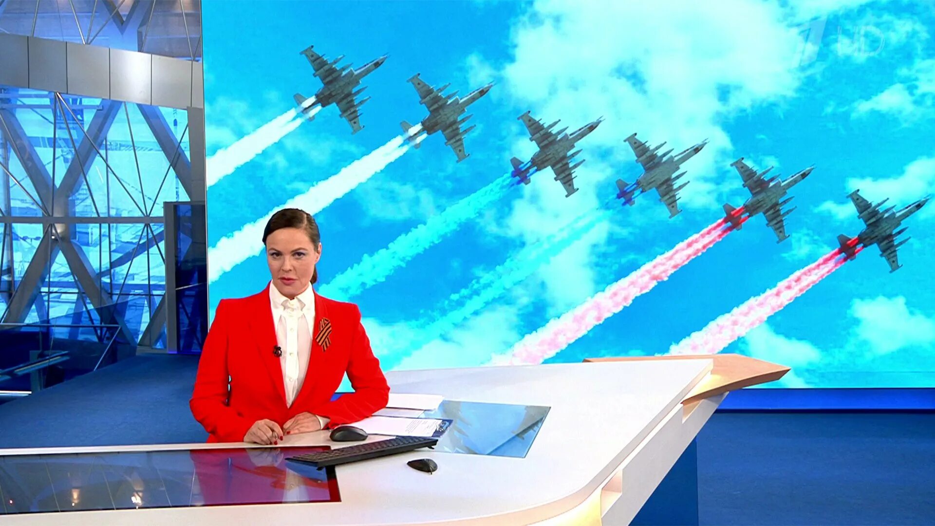 Программа время 1 октября 2025 года. Куксенкова журналист. выпуск новостей. информационная программа время. вести телепередача.