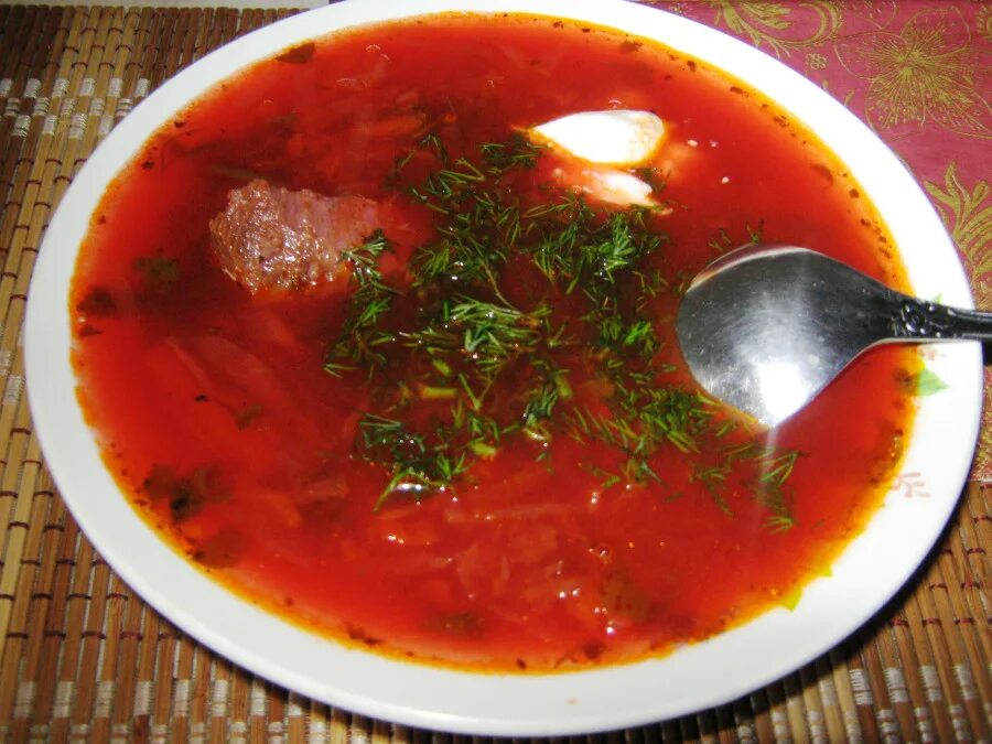Рецепт борща с мясом в мультиварке. Первомайский борщ с говядиной. борщ рецепт классический с мясом говядины пошаговый в мультиварке. милти борщ с говядиной масса. борщ с говядиной холодный рецепт.
