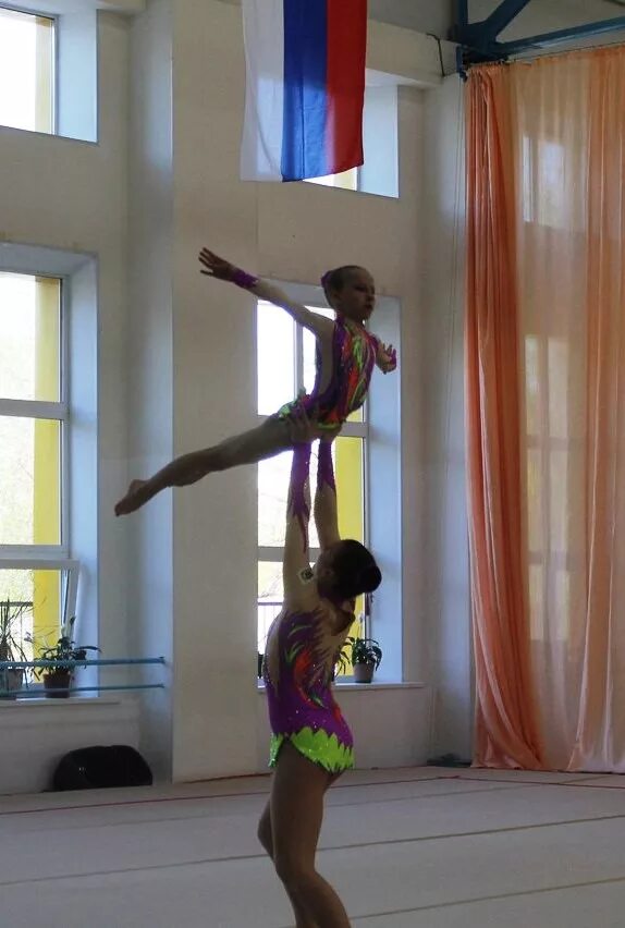 канболатова амина акробатика. акробатика екатеринбург баумана 15 а. акробатика екатеринбург баумана. баумана 15а дюсш екатеринбург. акробатика екатеринбург баумана 15 а.