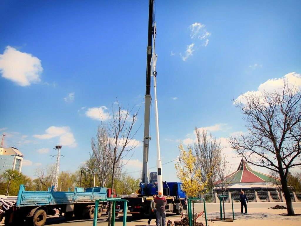 Установка опор уличного освещения. Типовой узел заземления опоры освещения. Опора трубчатая фланцевая отф-108. Опора осфт-700-8,5-01 чертеж. Монтаж опор уличного освещения.