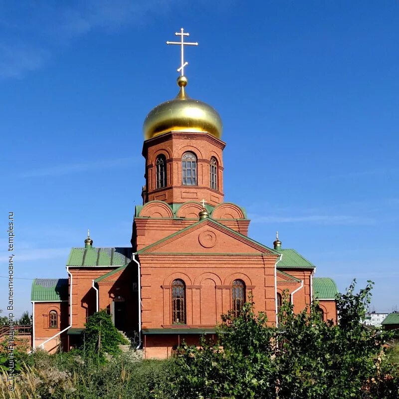 Поселок светлый яр волгоградская область. Церковь светлый Яр. Церковь светлый Яр Волгоградская область. Никольская Церковь в Светлом Яре. Красный Яр Волгоградская область храм.