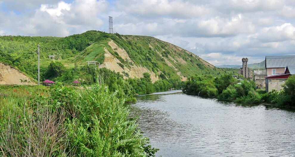 Томари сахалинская область. Город томари сахалинская область. Фото города томари сахалинской области. Японского храма, на сахалине томари. Томари сахалинская область.