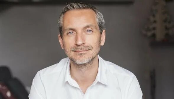 Оливье автор. Оливье писатель. оливье шваб. оливье лапидус. оливье норек &quot;мертвая вода&quot;.