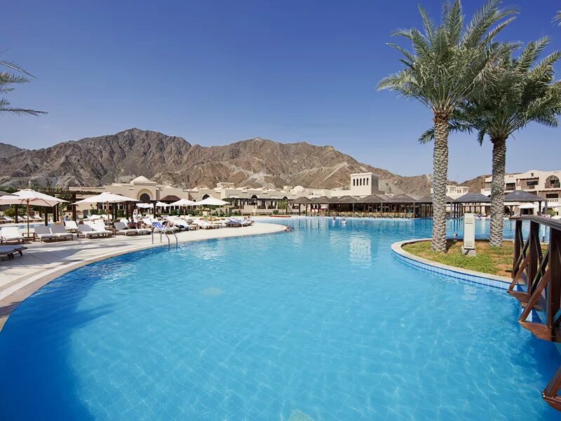 Miramar al aqah beach фуджейра. Фуджейра мирамар 5. иберотель мирамар фуджейра. отель miramar al aqah beach resort 5 фуджейра. пляж мирамар фуджейра.