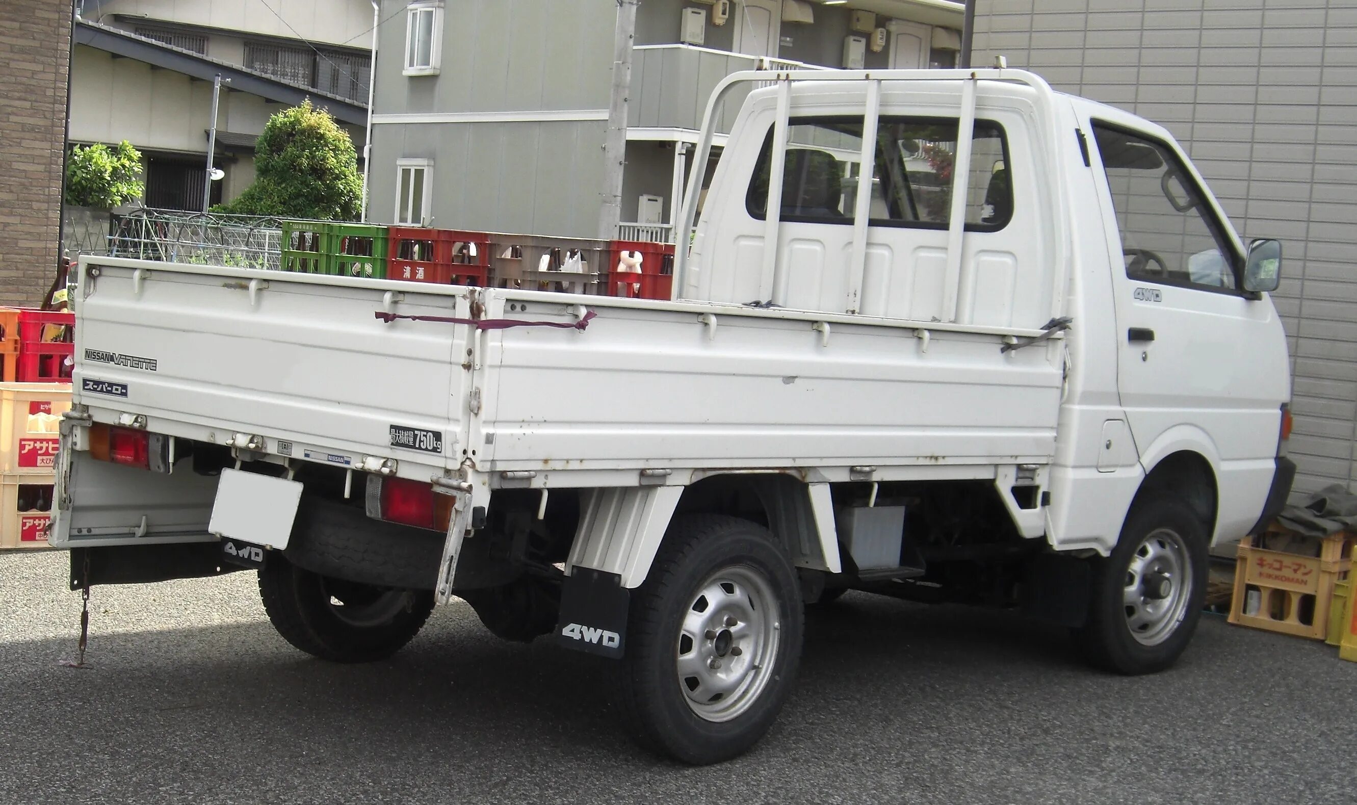 Мини грузовики до 1 тонны. Nissan Vanette Truck. Nissan Vanette бортовой грузовик. Ниссан Ванетте грузовик 4х4. Nissan Vanette c22.