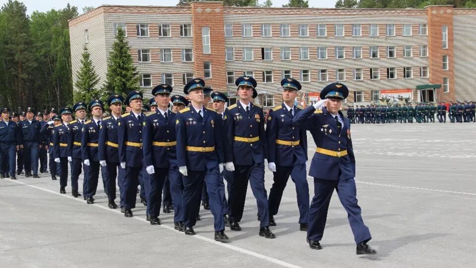 Нввку сайт училища. Новосибирское высшее военное училище. Военное командное училище Новосибирск. Академгородок Новосибирск НВВКУ.