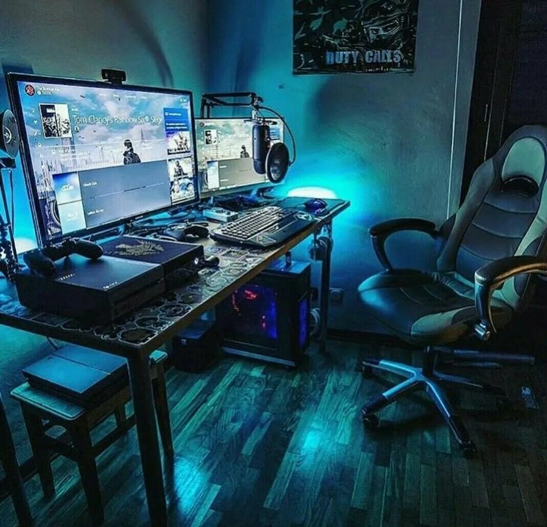 Стрим кабинет. Компьютерная комната. Игровая комната компьютерная. Геймерские комнаты. Красивые компьютерные комнаты.