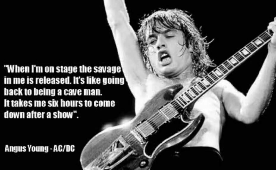 Angus young с гитарой. Гитара Сида Барретта. Гитара AC DC. Гитарист AC DC В шортах.