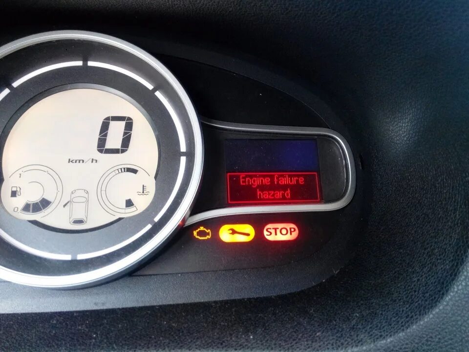 Ошибка hazard engine. Check engine рено меган 3. рено сценик 3 чек есп. check esp рено меган 3 дизель. рено меган 3 чек vehicle.