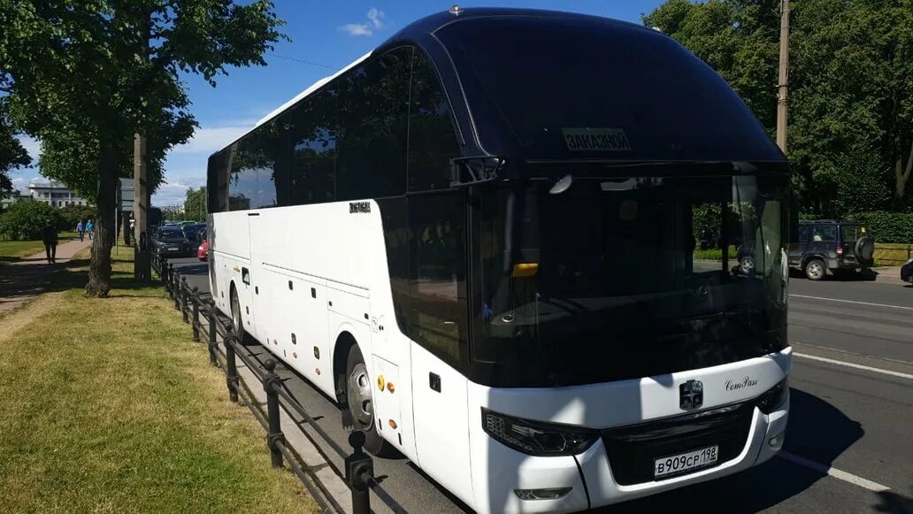 Zhong tong lck 6127. Туристический автобус zhong tong 6127. Zhong tong lck6127h compass салон. Zhongtong 53. Зонг тонг 677.