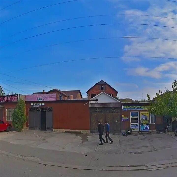 Улица дахадаева каспийск. Дахадаева 17 а махачкала. Дагестан махачкала улица ленина. Дентал хаус махачкала дахадаева 82. Улица дахадаева каспийск.