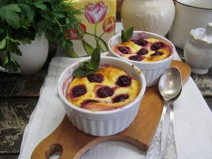 Творожная запеканка с вишней