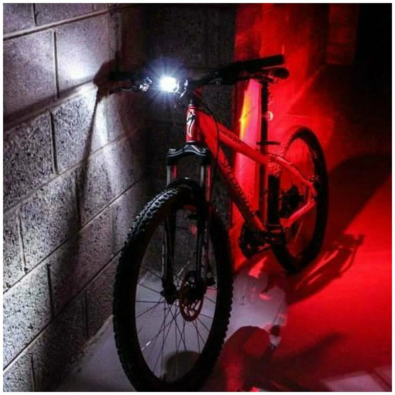 велосипед с неоновой подсветкой. Bicycle light. мини велофонарь bike light. Light bikes. велосипед с ргб подсветкой.