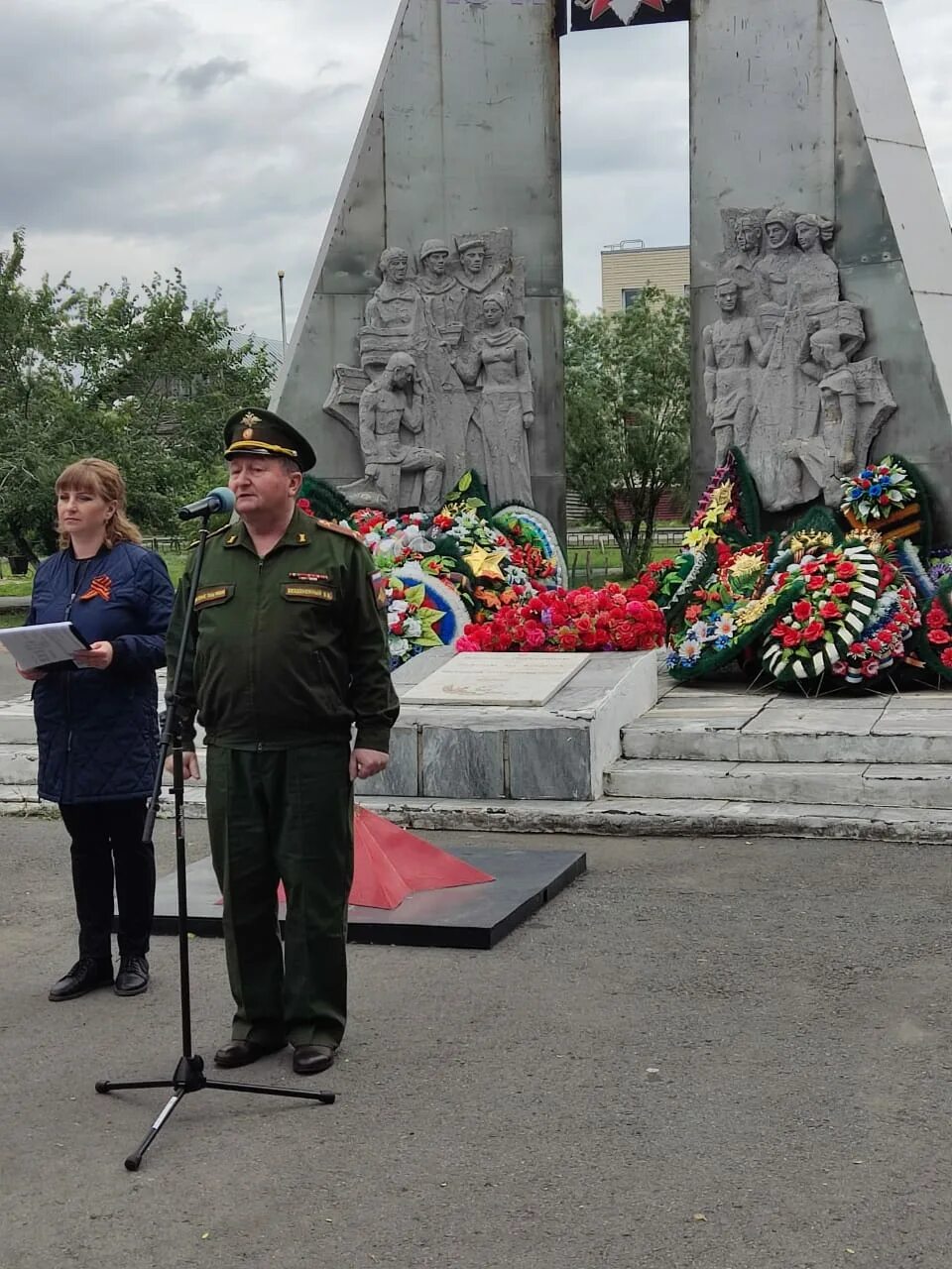 Митинги у обелисков. Митинги у обелисков