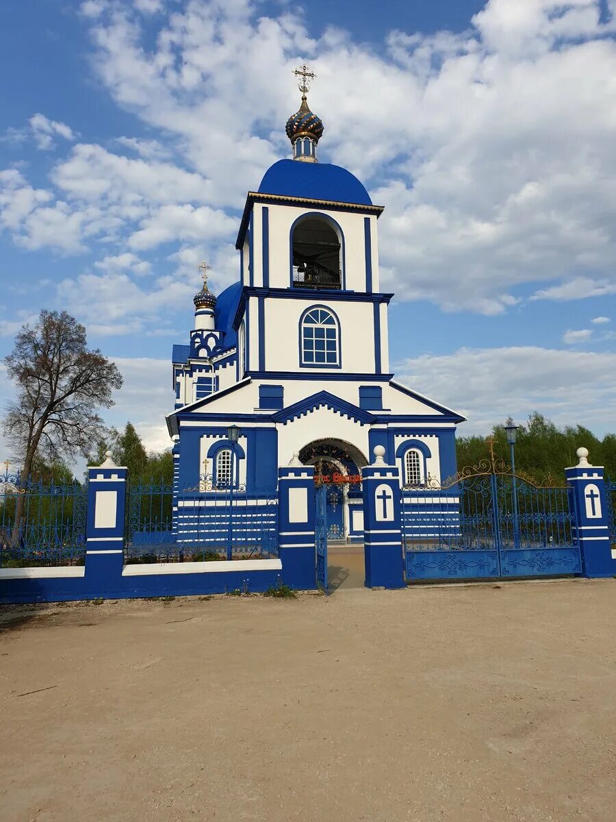 Погода товарково калужская область на 10 дней. Храм в Товарково. Товарково Калужская область. Поселок Товарково Калужская область. Церковь Рождества Христова Товарково.