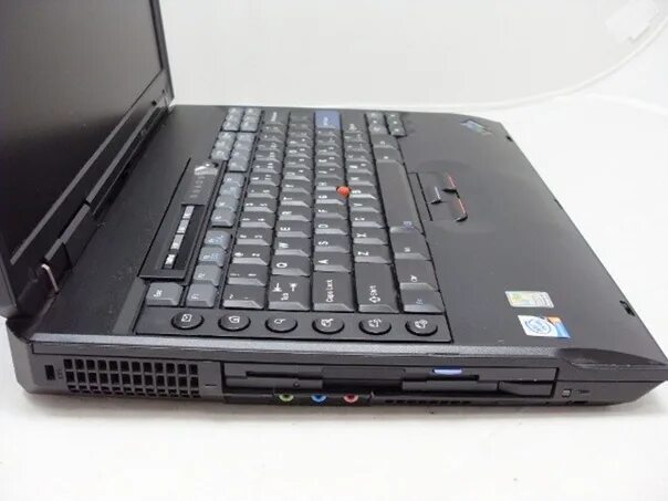 Windows ibm. THINKPAD a31. IBM THINKPAD g40. Компьютер IBM THINKPAD a31. THINKPAD r40.