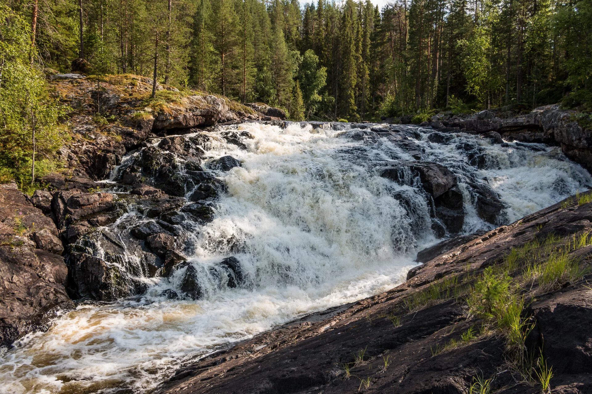 Водопад Карелия Кумиокоски. Водопад Куми-порог Карелия. Войница водопад Карелия. Куми порог в Карелии. Водопад в карелии название