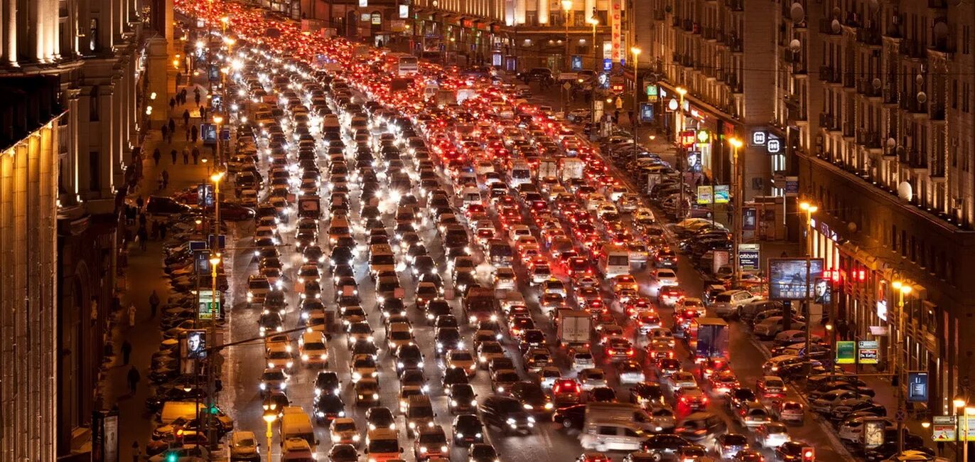 Мегаполис пробки. Пробки в москве. пробка на садовом кольце. пробки в москве час пик.