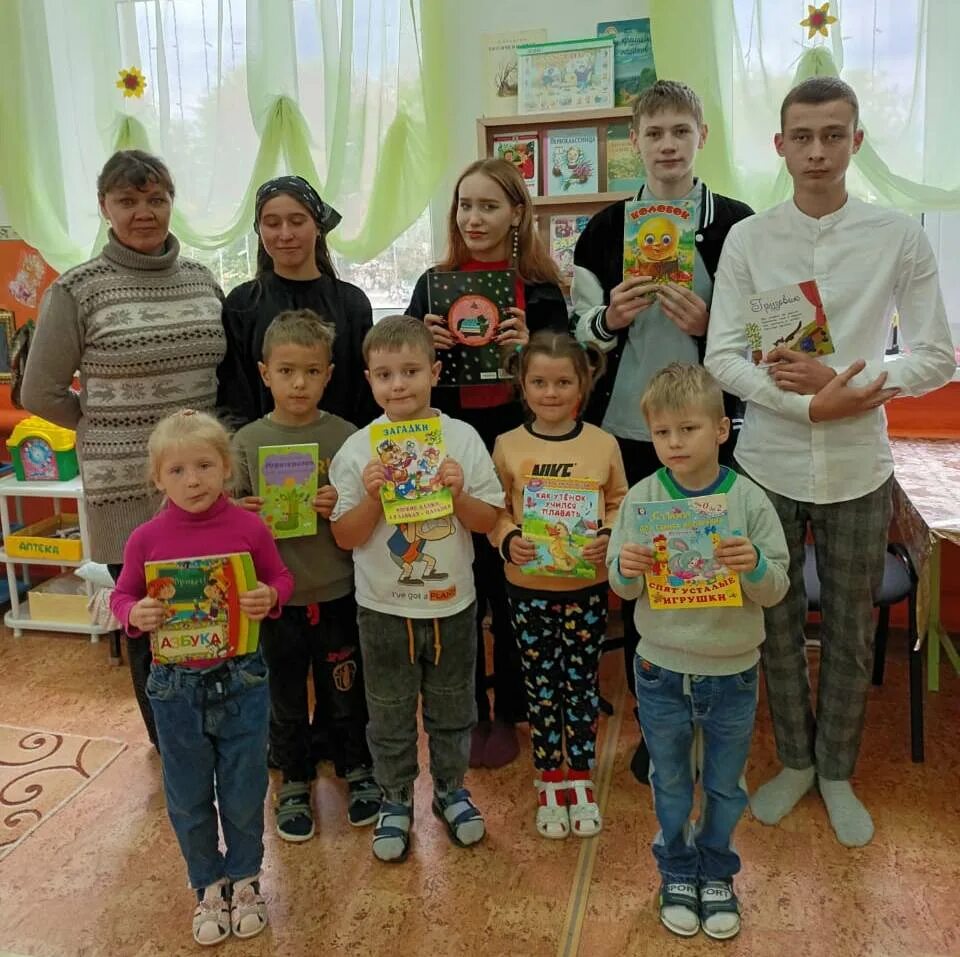 Стрекоза новочеркасск. Детский садик. Детский сад созвездие кукмор. Садик созвездие. Детский сад 15 энгельс.
