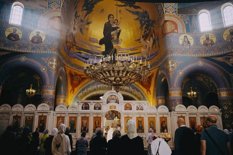 Храм нерукотворного образа адлер. Храм нерукотворного образа иисуса христа адлер. Храм христа спасителя сочи. Храм нерукотворного христа спасителя сочи. Храм спаса нерукотворного адлер.