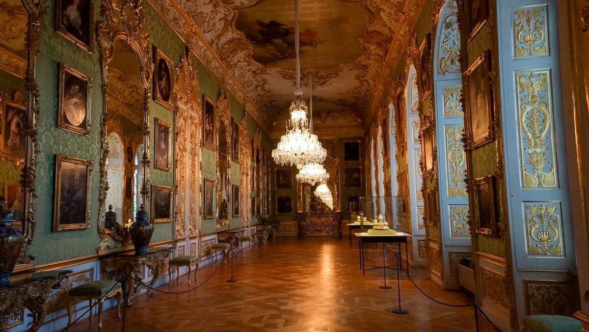 мюнхенская резиденция виттельсбахов. музей резиденц мюнхен. мюнхен королевский дворец. королевская резиденция в мюнхене. музей резиденц munchen.