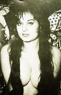 Anal porno paytida shitting