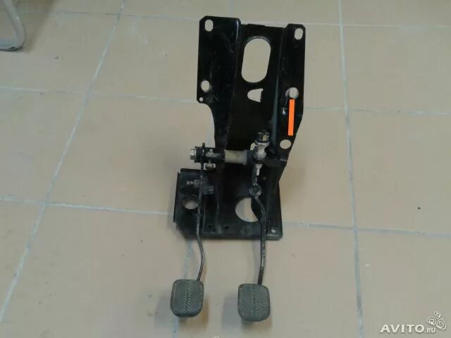 Блок педалей ваз 2107. Педаль газа ваз-2101-2107. Кронштейн педали газа 2107. Педаль газа ваз 2107 инжектор. Педаль газа 2107 инжектор артикул.