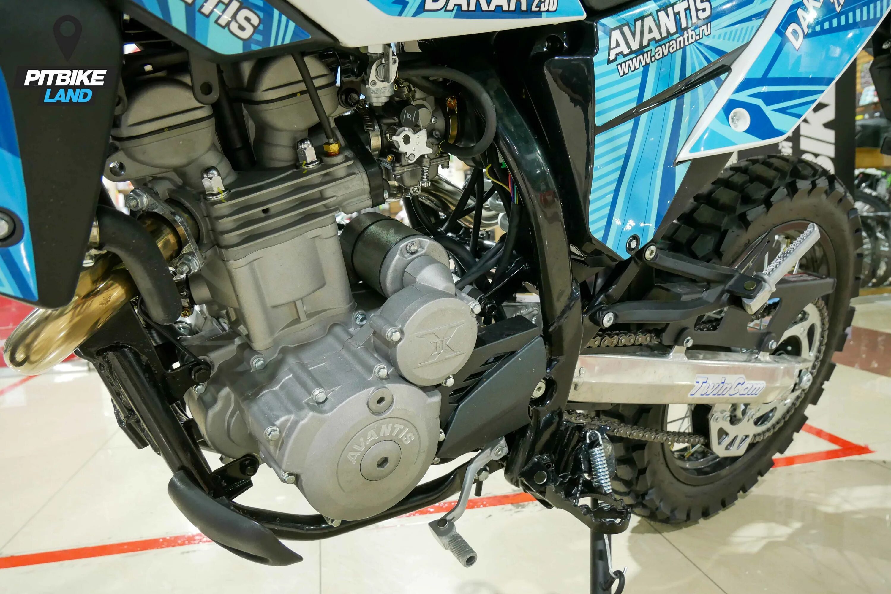 Авантис дакар 250. Авантис Дакар 250 Twincam. Мотоцикл Avantis Dakar 250 (170mm, вод.охл.) 2021 ПТС (белый/синий ). Двигатель Avantis Dakar 250. Авантис mt250.