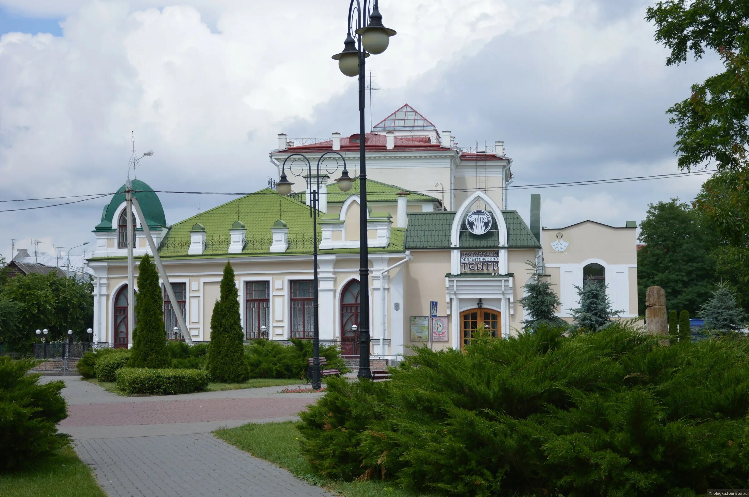 пинский театр. полесский театр. пинск мэрия. пинский драматический театр. сайты пинска.