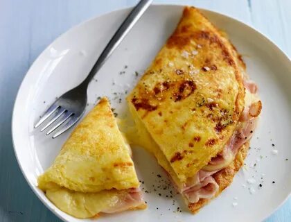 Блины с жареным яйцом