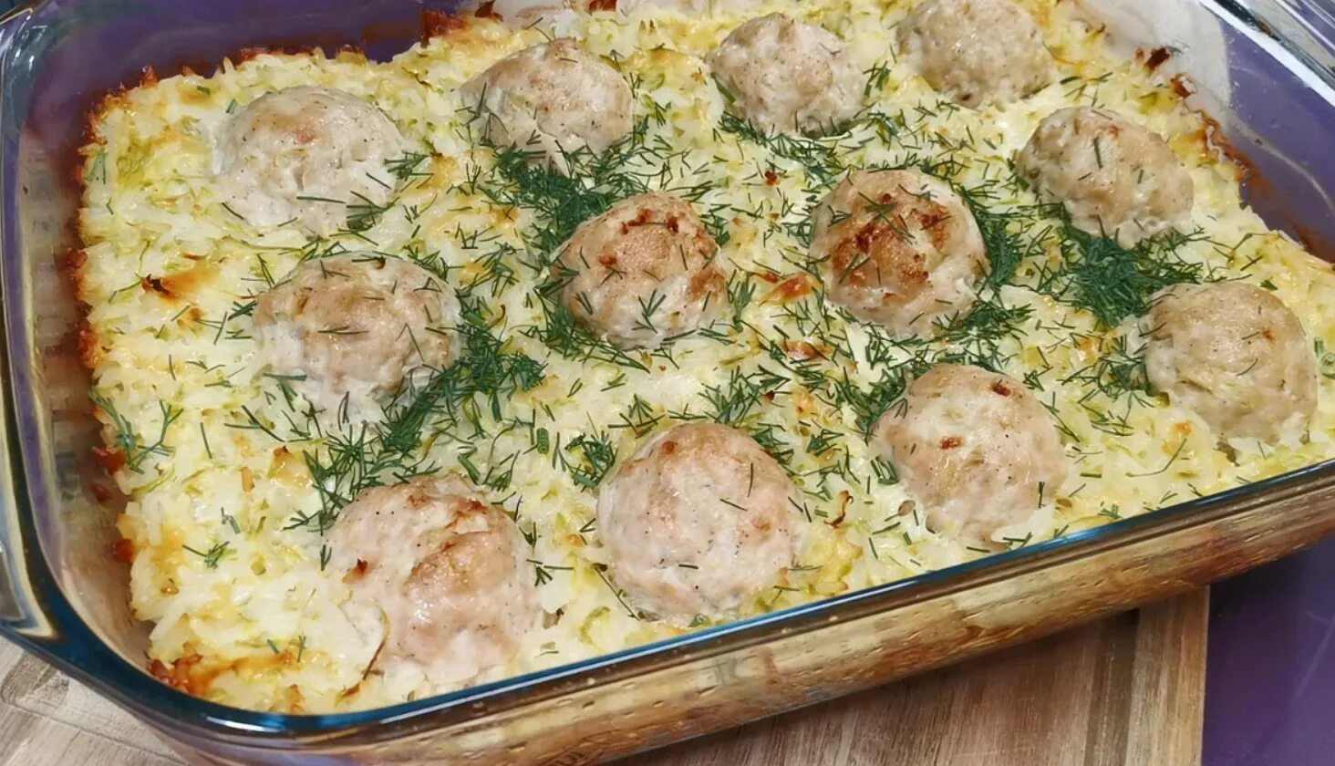 Быстро и вкусно из куриного фарша. Кабачки с фрикадельками в духовке. Запеканка с мясными шариками. Фрикадельки с рисом в духовке. Вкусный ужин из фарша.