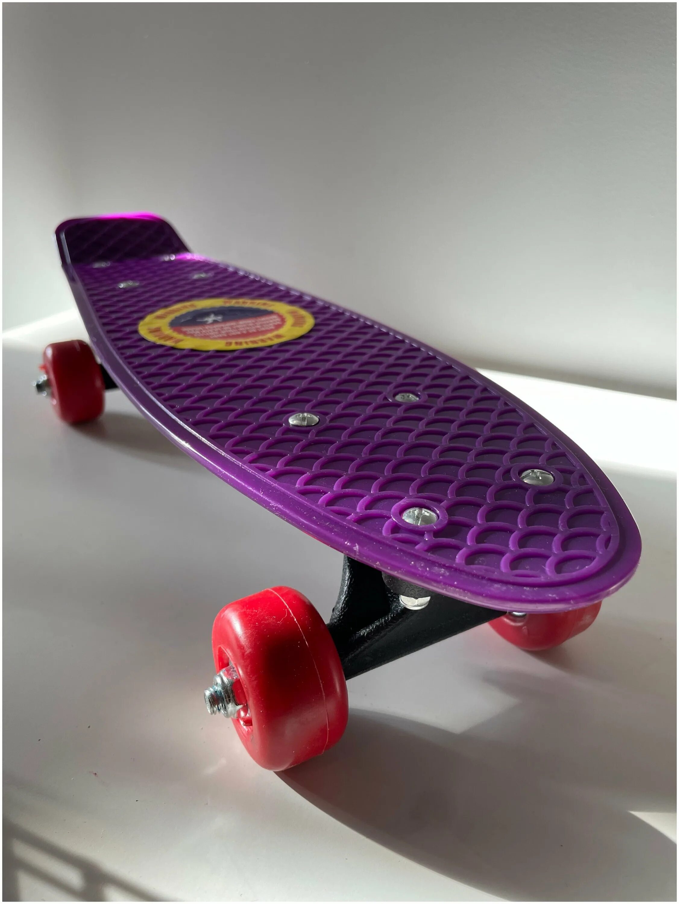 Пенни борд 70 см. Скейт пенни борд. Трюки на пенни борде для новичков. Мини-круизер hb-11b (красный). Борд для начинающих.