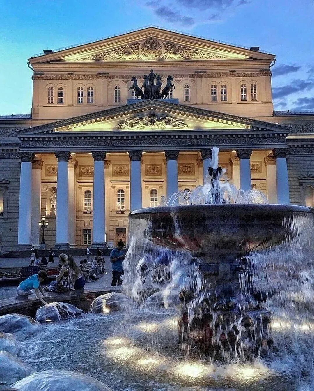 Москва. Большой театр. Большой Московский театр. Большой театр (Россия). В Москве большой театр в Москве. Большой театр н