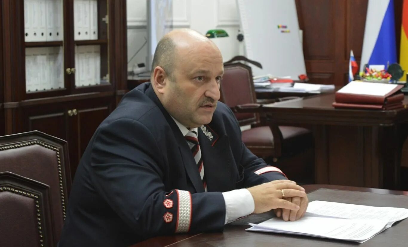 Зам начальника северо кавказской железной дороги задержан. Зам начальника северо кавказской железной дороги задержан. Зам начальника северо кавказской железной дороги задержан. Зам начальника северо кавказской железной дороги задержан. Годунок скжд.