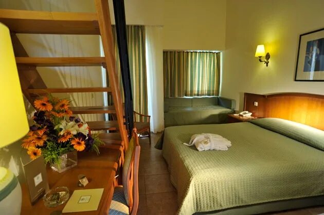 Akka claros 4 отзывы. Акка кларос отель кемер. akka claros hotel 4 турция кемер. akka claros hotel номера. акка кларос номера стандартные.