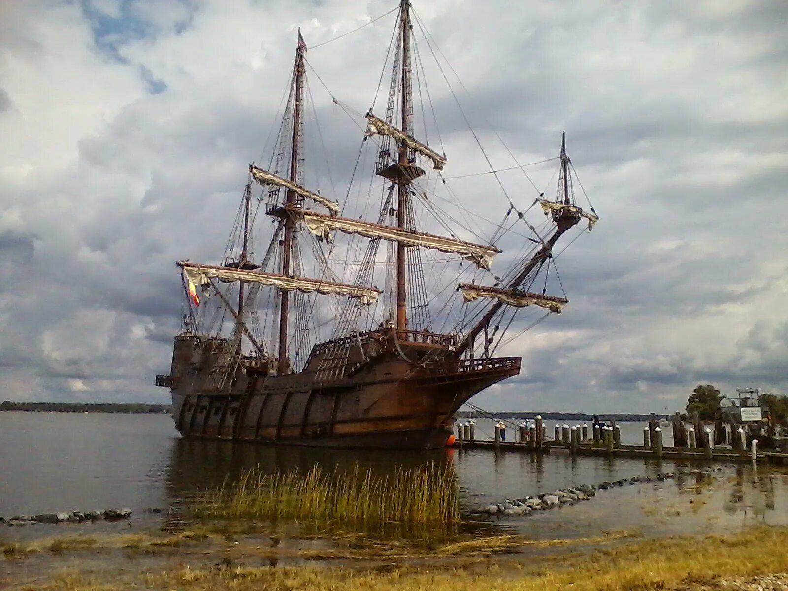 Испанский Галеон 17 века. Галеон корабль. Галеон корабль 17 века. Манильский Галеон корабль. Названия фрегатов
