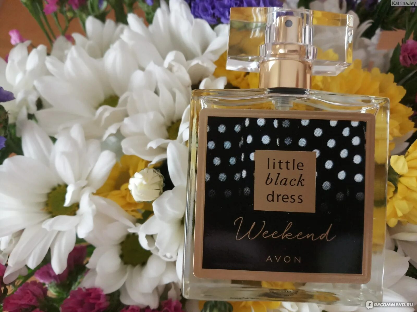 Туалетная вода Avon little Black Dress. Avon / парфюмерная вода little Black Dress weekend 50мл. Парфюмерная вода little Black Dress weekend 50 мл. Little Black weekend Avon. Black weekend