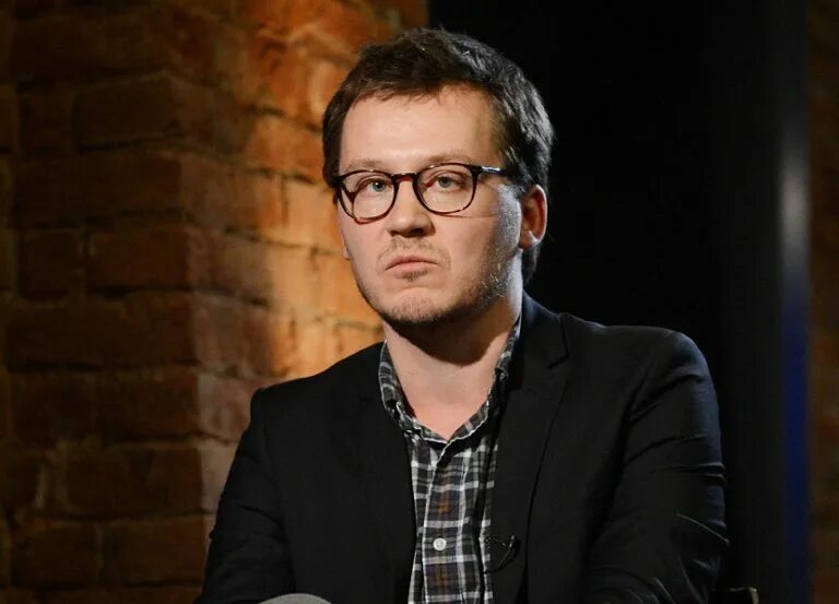 Роман волобуев российский журналист. Роман волобуев режиссер. Роман волобуев. Дмитрий волобуев. Роман волобуев сценарист.