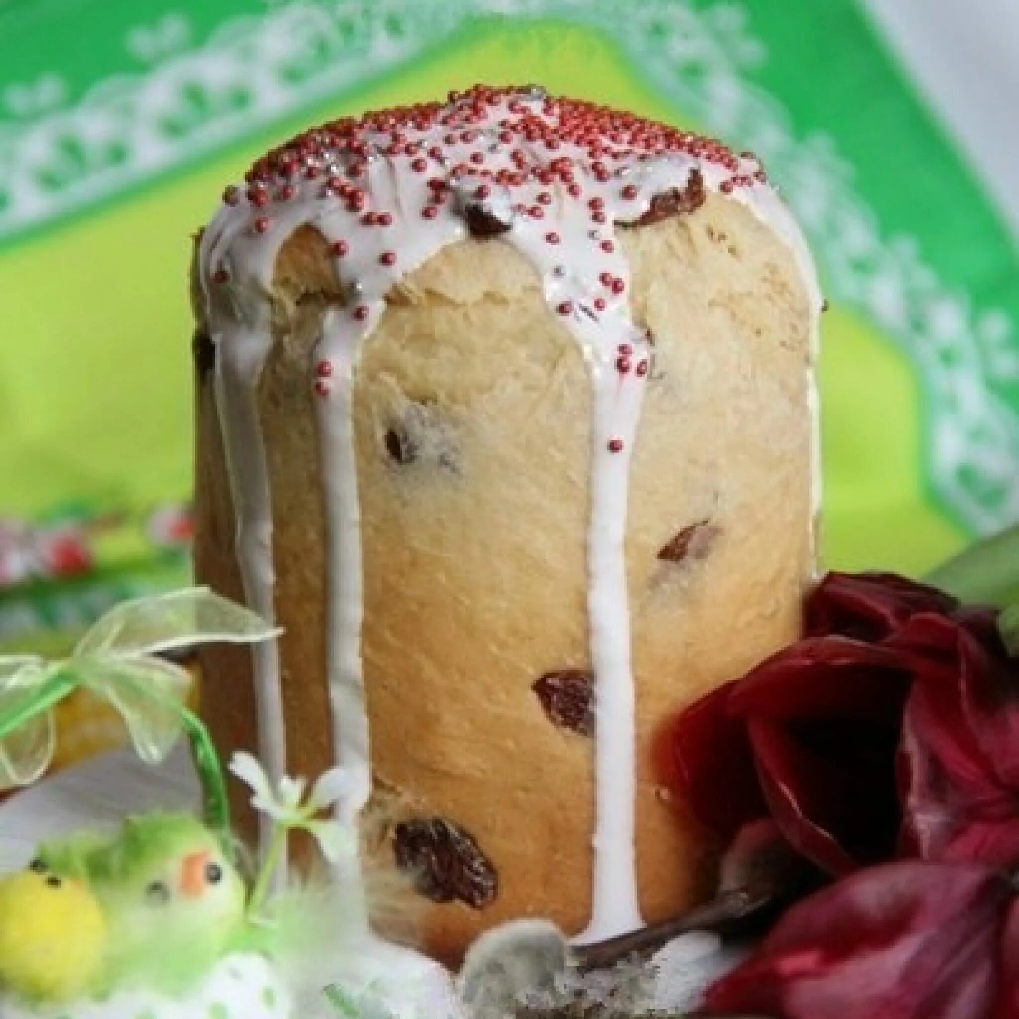 Дрожжевой кулич на пасху. Куличи в духовке. Пасхальный кулич на сметане. Куличи пасхальные творожные бездрожжевые. Кулич.