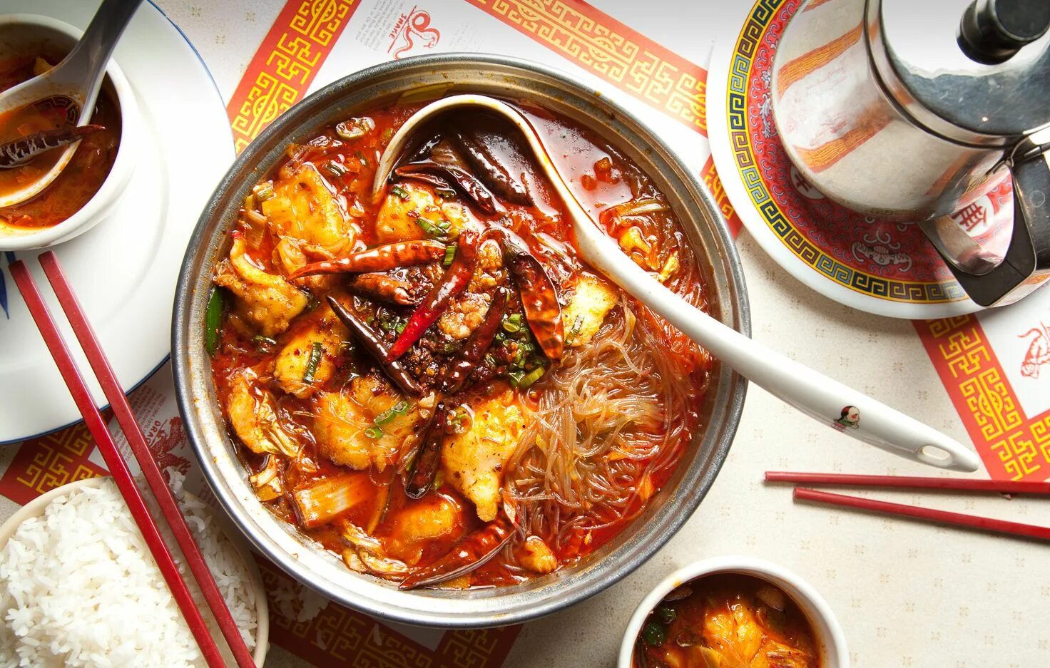 Кухня китая традиционная. Национальное блюдо китая. Китайская кухня. Chinese dishes names. Шанхайская кухня блюда.