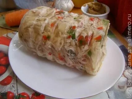 Рулет в бутылке из курицы с желатином